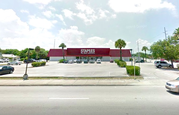 Staples Store In Vero Beach, Florida