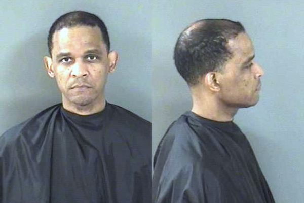 A physician in Vero Beach has been arrested on charges of robbery and drug trafficking.