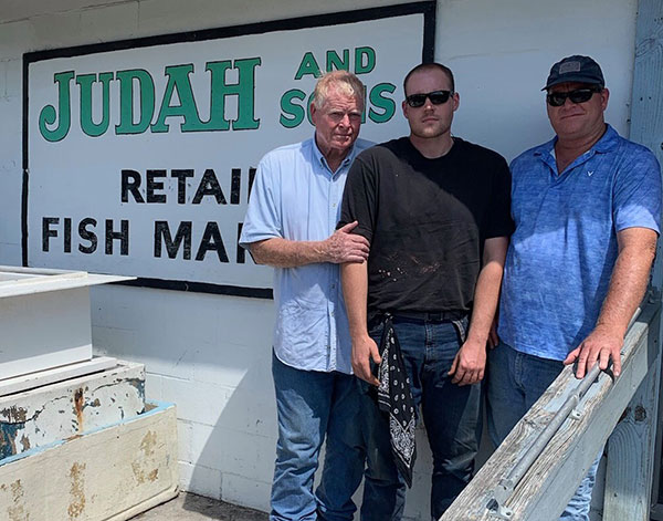 Judah & Sons fish house along Indian River Drive in Sebastian, Florida.