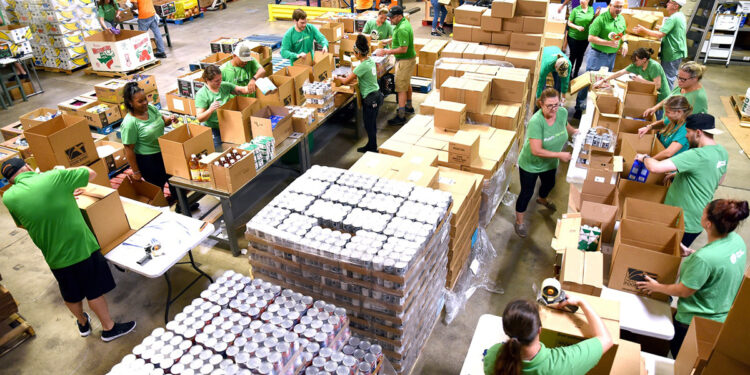 Food distribution center / Treasure Coast Food Bank